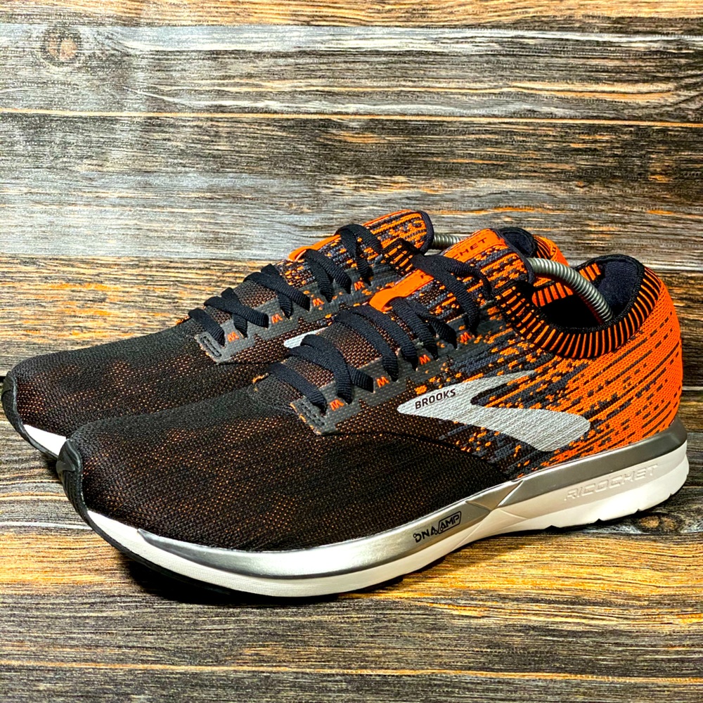 Brooks Ricochet Black Orange Silver Men Size 11.5